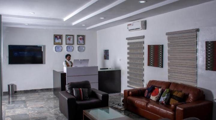 The reception lounge at House 7.